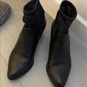 Chelsea crew heel boots